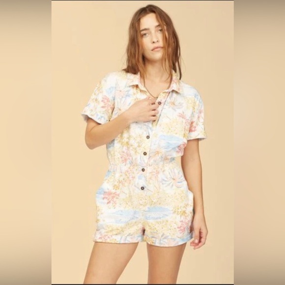 Billabong X Wrangler Cali yellow multi Sun floral Romper short coverall size S - Picture 5 of 6